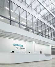 unit-design gmbh – studio für signaletik Bild 8