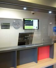 B&B HOTEL Louveciennes image 8