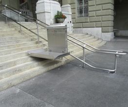Högg Treppenlifte und Aufzüge Bild 9