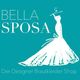Das Bella Sposa Logo zeigt eine weiße Brautkleid-Silhouette auf türkisfarbenem Hintergrund. Der Schriftzug "BELLA SPOSA" und der Slogan "Der Designer Brautkleider Shop" vermitteln Eleganz und Stil.