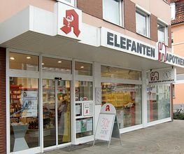 Aussenansicht der Elefanten-Apotheke