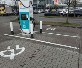 Shell Recharge Charging Station Bild 2