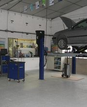 Garage du Menilot image 5