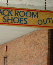 Tight Shot of Exterior Building/Store (Including Logo)