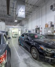 Crash Champions Collision Repair Peoria 75th Ave image 12