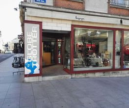 Globe Trotter image 5