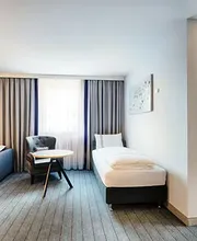 Family 4 Room