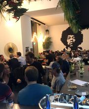 Le Hippie Chic Café image 1