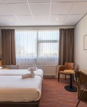 Guest Room with Two Beds