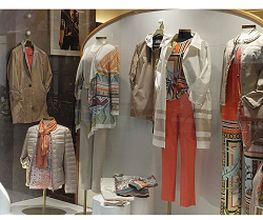 Laury Boutique image 4