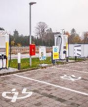 Shell Recharge Charging Station Bild 1