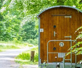 Schutzwagen im FriedWald Borchen-Nonnenbusch