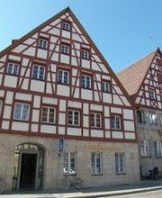 Raiffeisenbank im Nürnberger Land eG Filiale Altdorf Bild 1