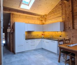 HolzArt AG Innenausbau, Küchen, Fenster Bild 13