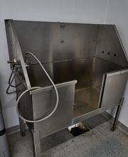 Pet Wash Detail Shot