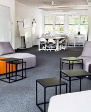 WISS Schulen für Wirtschaft Informatik Immobilien Bild 3