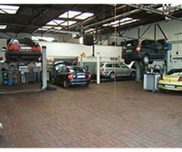 Autoreparaturen Auto Service Kaupa Bild 1