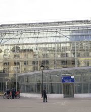 hall d'accueil du parking Méditerranée à Paris
