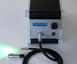 LED Lichtquelle für faseroptische Lichtleiter.