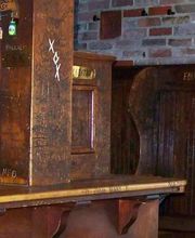 Louis' Lunch image 5