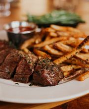 Clay Pigeon Food & Drink image 16