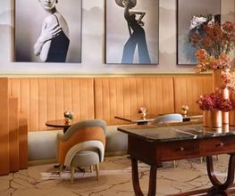 Il Salotto lobby lounge