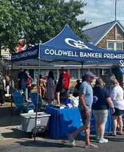 The Julie Gritton Team image 17