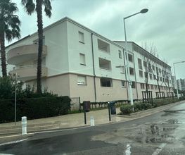 2R Facades image 2