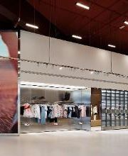On Flagship Store Milan Vittorio Emanuele immagine 6