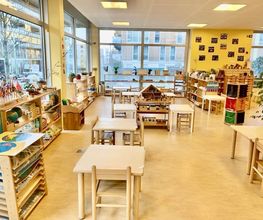 École Bilingue Eveil Montessori 3 à 6 ans Bild 4