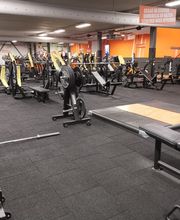 Basic-Fit Deventer Hannoverstraat 24/7 - free weight zone