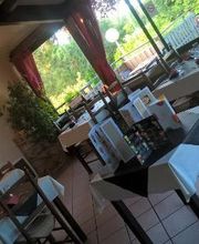 La Table Du Rond Point image 14