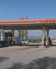 This is a picture representing NF080251 (FUELING) - STATION DES PRINCES