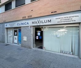 Clinica_Dental_Maxilum_Portada.jpg