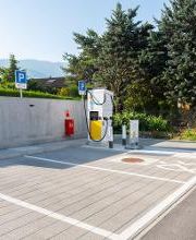 Shell Recharge Charging Station Bild 1