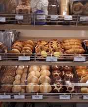 easy & fresh - Migrol Tankstelle, Car Wash, Shop, Bistro Bild 3