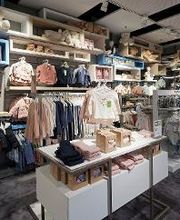 MANOR Sierre Bild 12