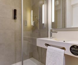 B&B HOTEL Epernay image 7
