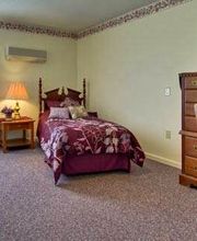 Glendale Gardens Memory Care image 3