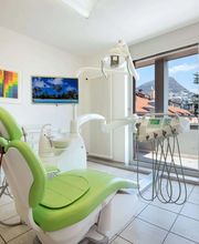 Studio dentistico dr. med. Airoldi Giulio Bild 1