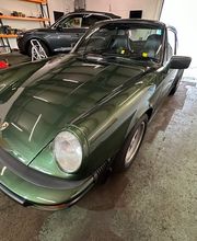 Barbelo Autopflege in Bad Bentheim bietet spezialisierte Oldtimer-Aufbereitung – für den Werterhalt und den perfekten Glanz historischer Fahrzeuge.
