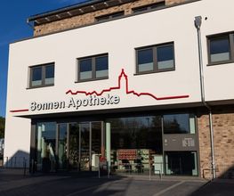 Aussenansicht der Sonnen Apotheke