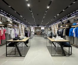 AX Armani Exchange immagine 2