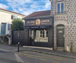 Au Pere Joseph image 4