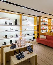 Louis Vuitton Rome Via Condotti immagine 8