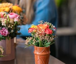 Fleuriot Fleurs, Fleuriste Gare O'Vives Bild 7
