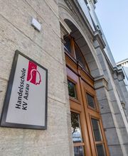 Handelsschule KV Aarau Bild 1