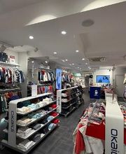 OKAIDI COMO VIA MILANO immagine 10