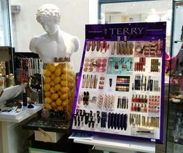 Paris Parfums image 3
