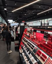 SEPHORA BORDEAUX SAINTE CATHERINE image 4